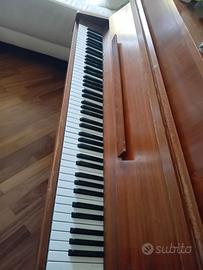 Pianoforte verticale