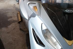 Malaguti Madison 250 RS scooter 