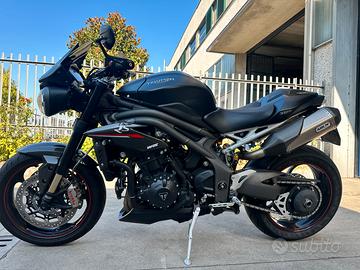 Triumph Speed Triple 1050 RS