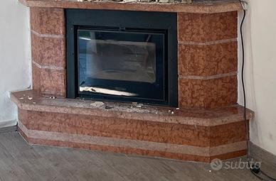 Caminetto a legna ventilato