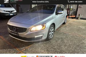 VOLVO V60 D2 1.6 Momentum