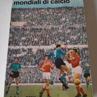 Libro da collezione dei Mondiali di calcio