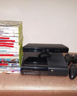 Xbox 360 250GB + 2 controller + Kinect + 13 giochi
