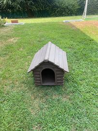Cuccia per esterno cani piccola /media taglia