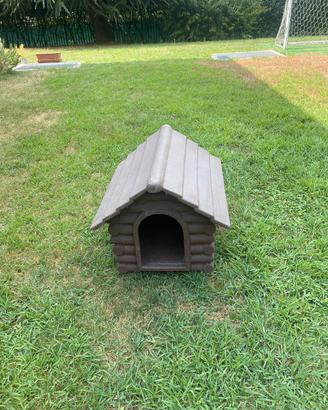 Cuccia per esterno cani piccola /media taglia