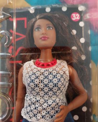Barbie Fashionistas  Curvy