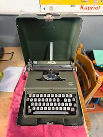 Macchina da scrivere Torpedo 1960