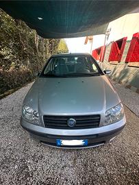 Fiat Punto grigia Usata