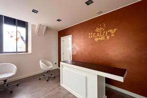 NEGOZIO A DESENZANO DEL GARDA