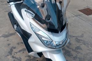 honda pcx 150