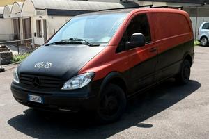 2004 Mercedes Vito