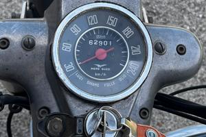 Moto Guzzi v7 750 cc