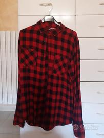 Camicia a scacchi nera e outlet rossa