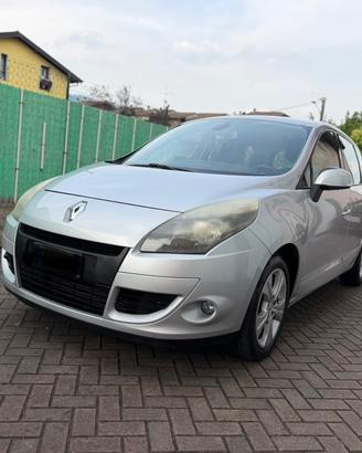 Renault Scenic Scénic X-Mod 1.5 dCi 110CV EDC Luxe