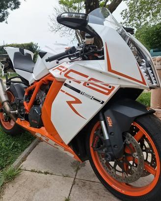 KTM RC8-R 1190 solo 7500 Km