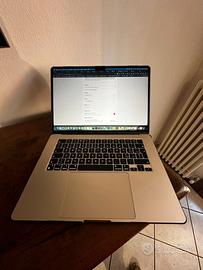 MacBook Air modello 2023 - 15" M2 - 8Gb -256Gb SSD