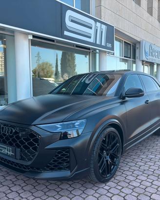 Audi Q8 RS TFSI V8 quattro tiptronic Performance