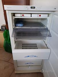Congelatore verticale Whirlpool