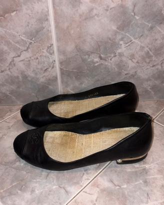 Chanel Ballerine in Pelle Nera con Perla - 38
