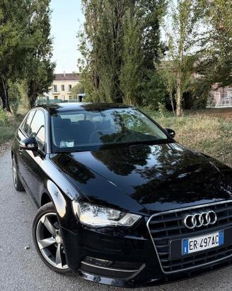AUDI A3 1.6 TDI AMBITION – 105 CV