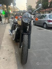 Triumph Bonneville - 2019