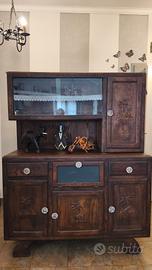 Antica credenza in legno  – pezzo unico etnico