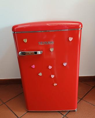Mini frigorifero retrò rosso Severin mod RKS 8830