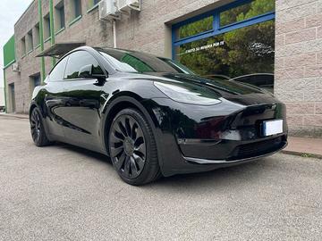 TESLA Model Y PERFORMANCE DUAL MOTOR AWD 4X4 CER