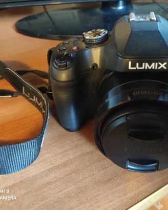Panasonic lumix dc-fz82