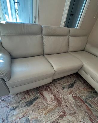 Divano in pelle Natuzzi