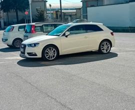 AUDI A3 3ª serie - 2013
