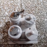 sale e pepe in marmo
