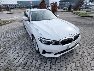 BMW Serie 3 320d MHEV Touring Business Advantage