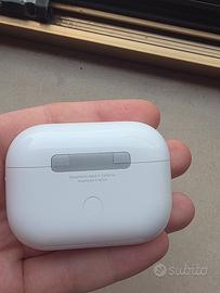 Apple AirPods Pro (2a Gen) Originali - Custodia
