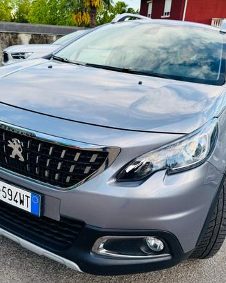 Peugeot 2008 BlueHDi 100 S&S Allure !!!!!!!!