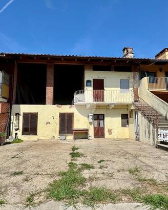 CASA SEMINDIPENDENTE A VOLPIANO