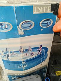 Piscina 4 metri e 50 nuovissima
