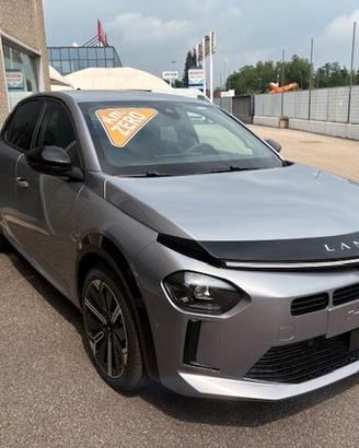 Lancia Ypsilon Hybrid e-DCT LX