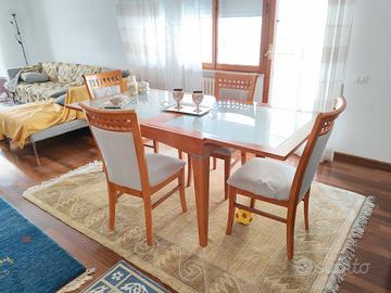 set tavolo con sedie