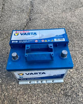 Batteria Varta b18 12v 44ah 440a