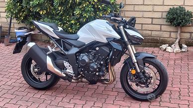 Cb 1000 hornet white pearl