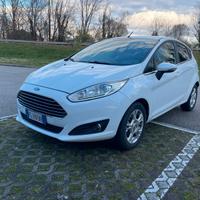 Ford Fiesta 1.5 TDCi 75CV 5 porte Black & White Ed