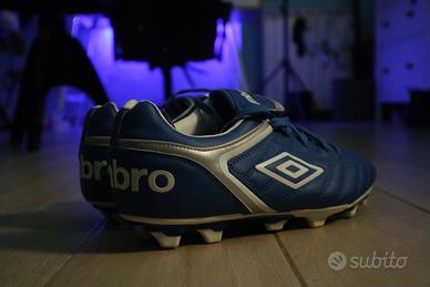 Scarpini nuovi umbro numero 42