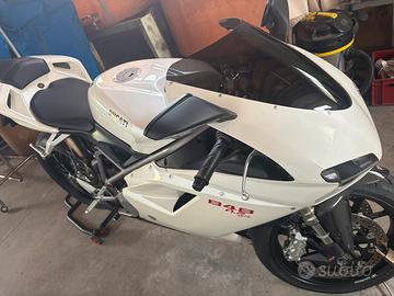 DUCATI 848