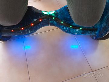 Hoverboard 10,5 Pollici Bluetooth Luci LED + Sacca