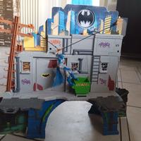 BATMAN DC Comics, Playset Batcaverna 3 in 1