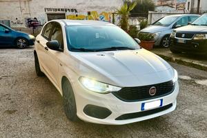 Fiat Tipo 1.3 Mjt S&S 5 porte Lounge - 2021