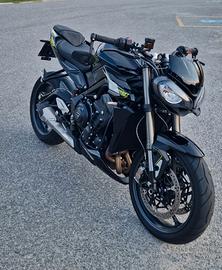 Triumph street triple 765 RS