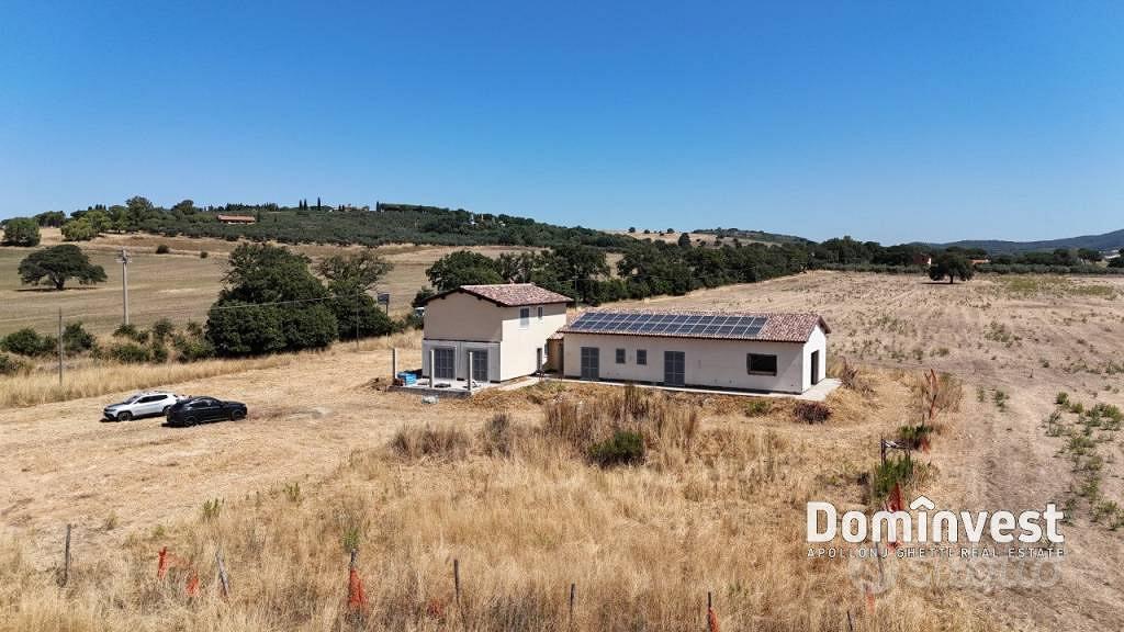 Rustico / Casale di 316 m² con più di 5 locali a C - Vista 2