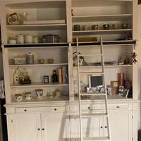 Libreria con scaletta